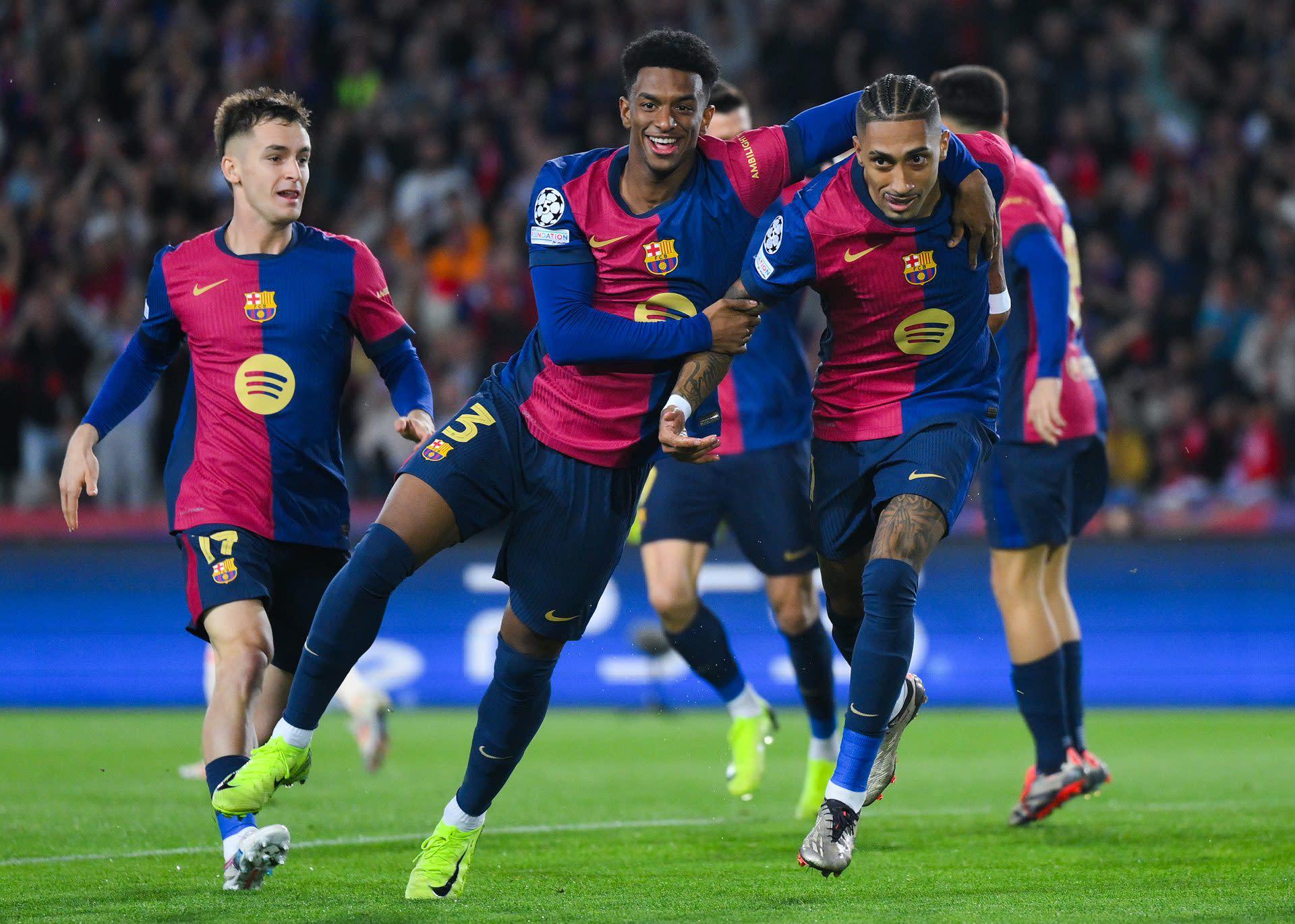 Chính thức: Bộ đôi Barcelona nhận giấy thông hành y tế trước trận đấu Real Madrid