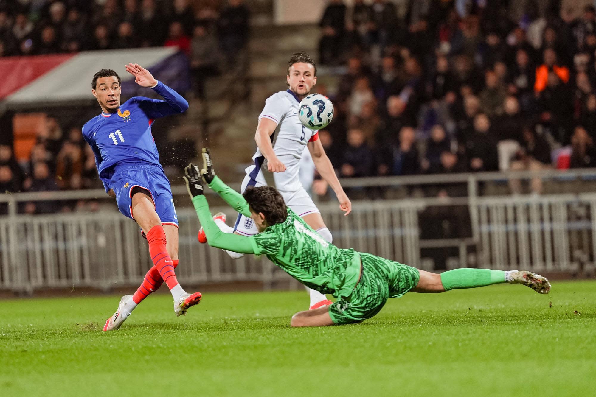 Chelsea Được Yêu Cầu Chi 84 Triệu Bảng Để Sở Hữu 'Tiền Đạo Toàn Diện' 22 Tuổi - Báo Cáo
