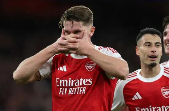 Hai tiền đạo Arsenal bị chấn thương tái hội quân cho trận đấu với Chelsea