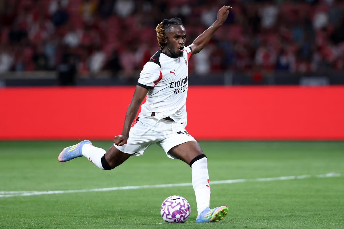 Bắt đầu đếm ngược khi Bondo sẵn sàng rời Milan sang Cremonese