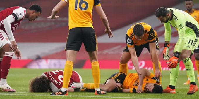 Premier League và 5 ca chấn thương khiến người xem rùng mình