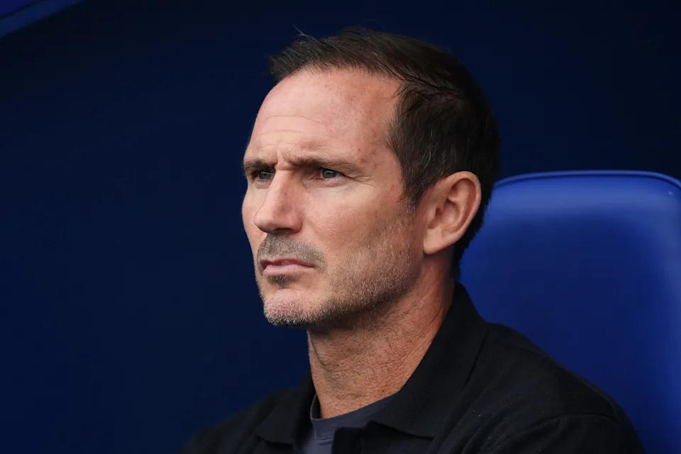 West Ham Đối Mặt Tin Sốc Về Cựu Huyền Thoại Chelsea Khi Áp Lực Dồn Dập: Liệu Ông Có Thực Sự Giải Quyết Vấn Đề?