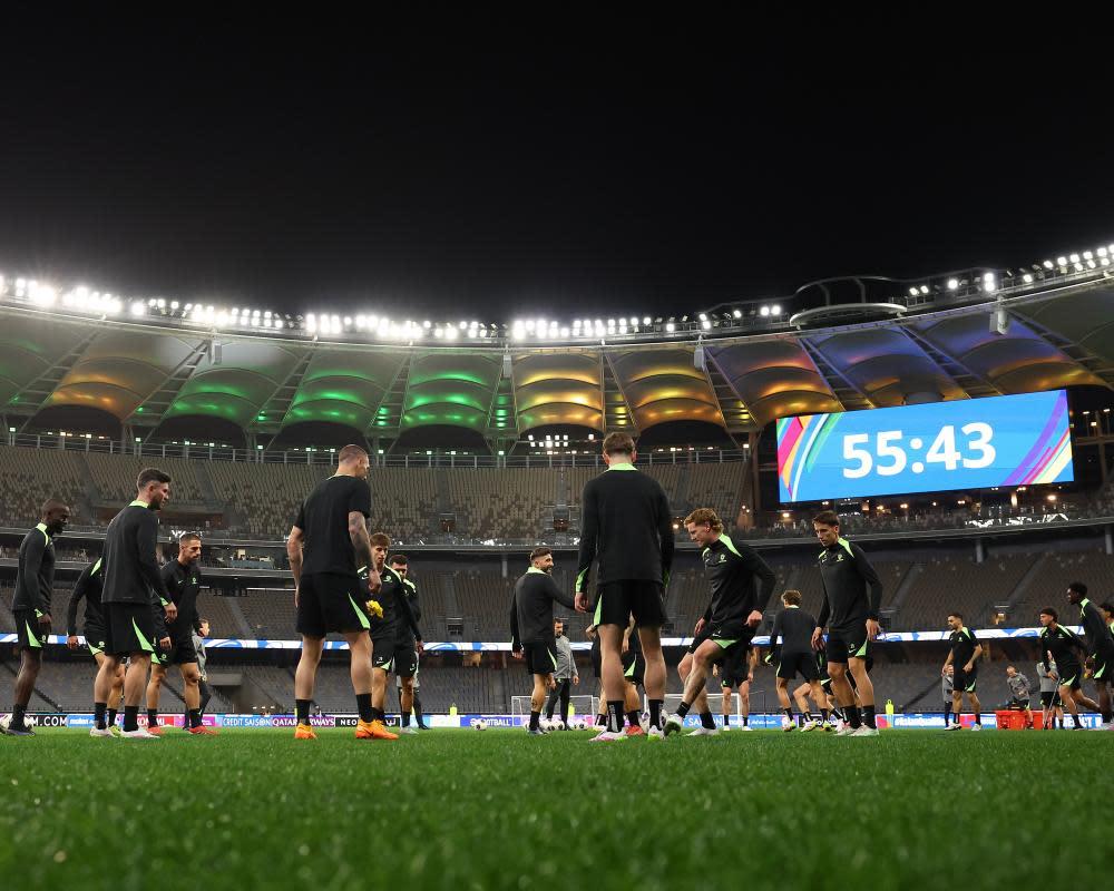 Đội tuyển Socceroos tự tin hoàn thành nhiệm vụ World Cup trước Nhật Bản thử nghiệm