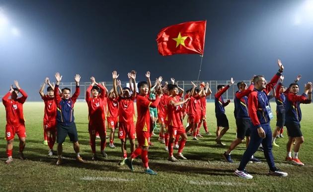 Điểm tin bóng đá Việt Nam 3/12: U22 Việt Nam đối mặt thách thức từ Lào, U17 được thưởng lớn sau chiến thắng