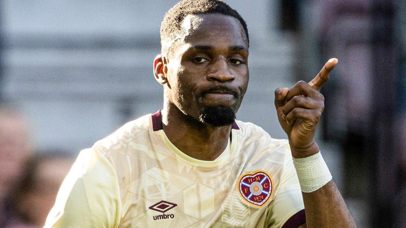 Bằng những con số: Lý do Hearts biến Kabangu thành bản hợp đồng vĩnh viễn