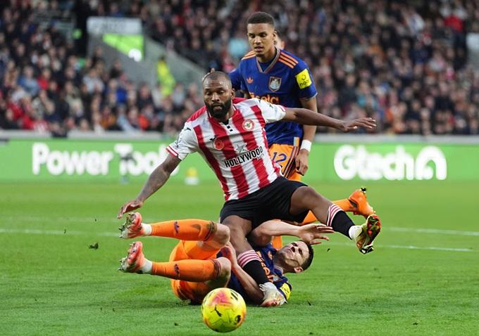 Arsenal lên kế hoạch “khóa chặt” Igor Thiago – Cỗ máy ghi bàn đáng sợ của đối thủ