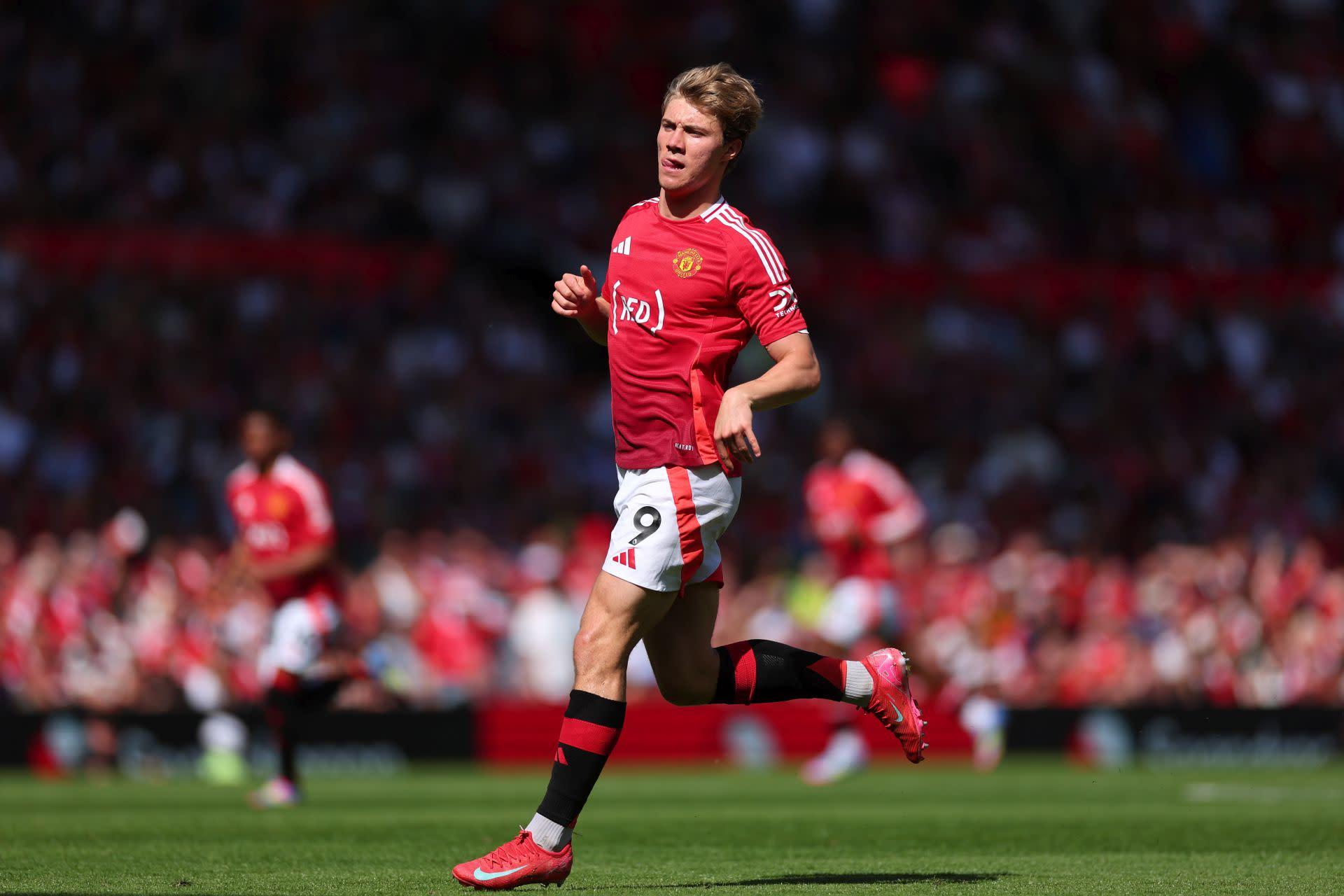 Tin báo – Bom xịt Man Utd háo hức trở lại Serie A giữa lúc Inter Milan quan tâm