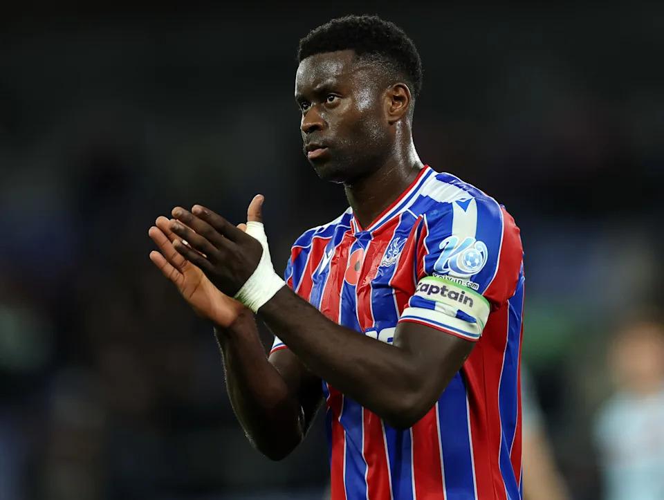 Manchester United Tham Gia Cuộc Đua Chiêu Mộ Hậu Vệ Crystal Palace: Lựa Chọn Tốt Cho Amorim?