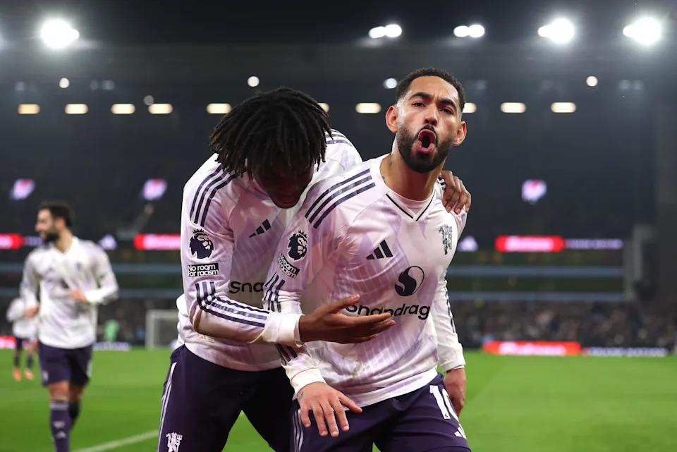 Dự đoán đội hình Man Utd đấu Newcastle: Martinez và Casemiro ra sân từ đầu, sơ đồ 3-4-2-1