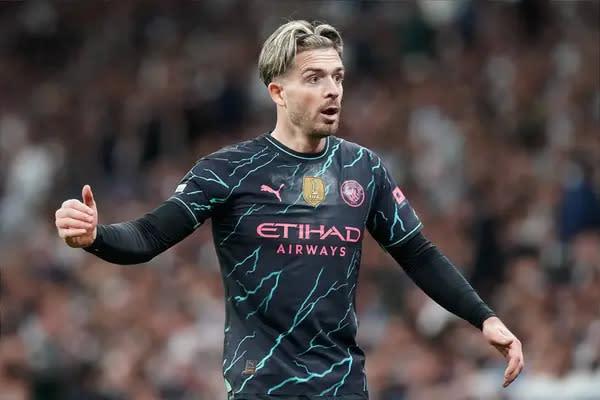Everton và Man City công bố thỏa thuận cho mượn Jack Grealish