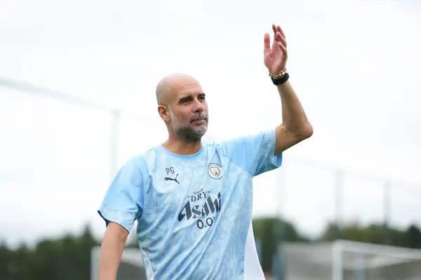 Nhà báo tiết lộ Pep Guardiola giờ đã 'sảng khoái' trước thềm mùa giải mới cùng Man City