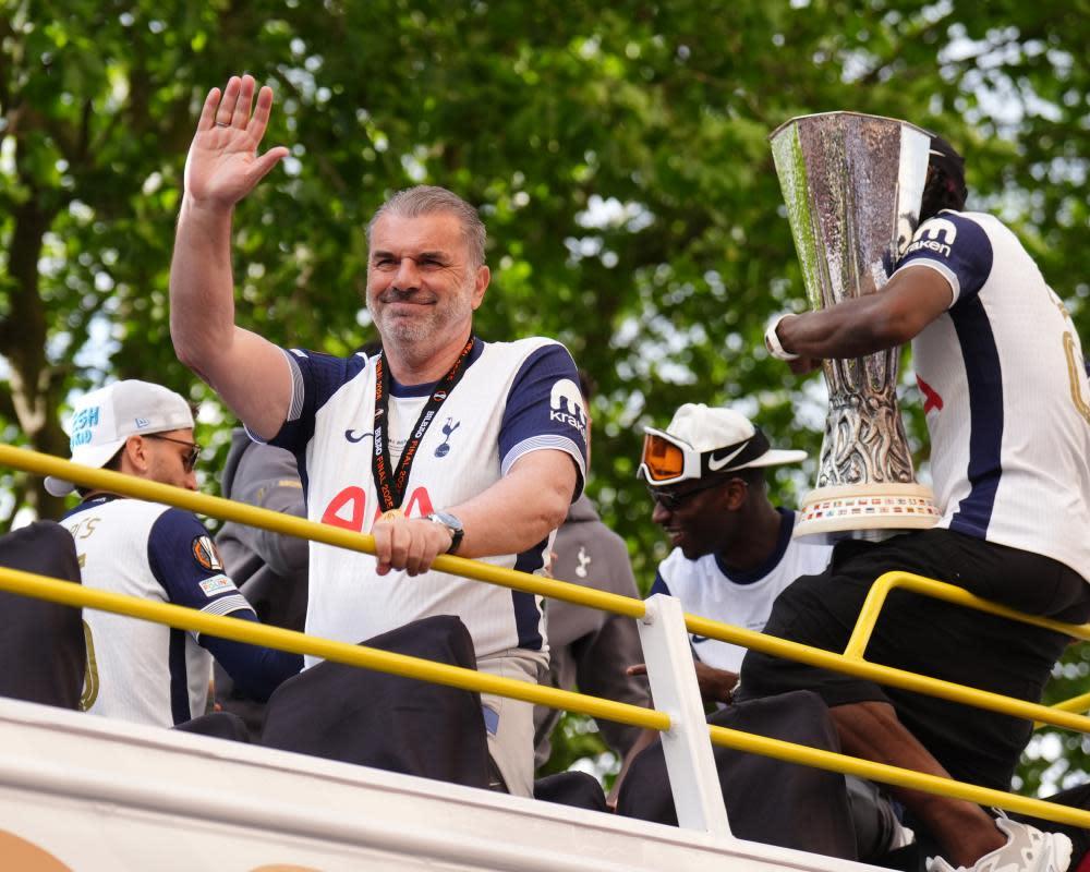 Hành trình Tottenham của Ange Postecoglou: Minh chứng cho sự rộng lớn và giàu có của bóng đá thế giới